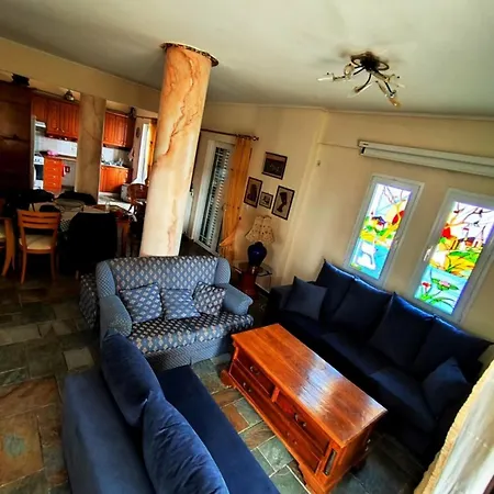 Vila Theonimfi For 7 With Pool And Sea View Loutra Oraias Elenis