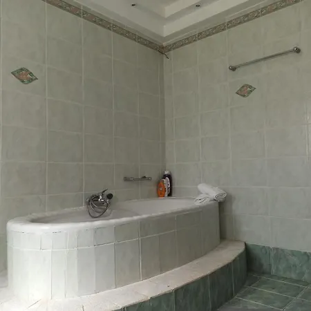 Vila Theonimfi For 7 With Pool And Sea View